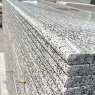 长沙芝麻白楼梯踏步 花岗岩楼梯板材