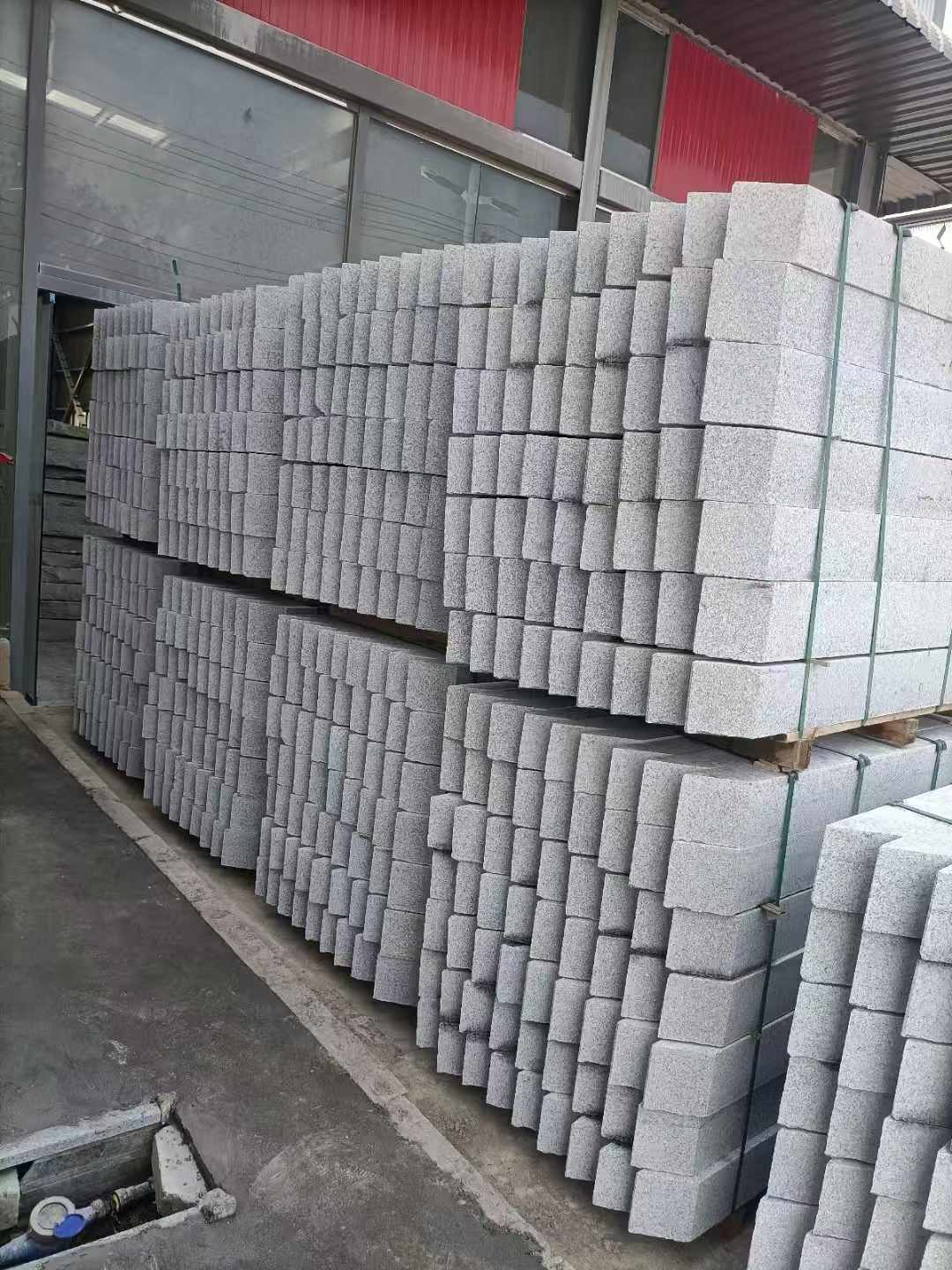 长沙芝麻白树围石 树池