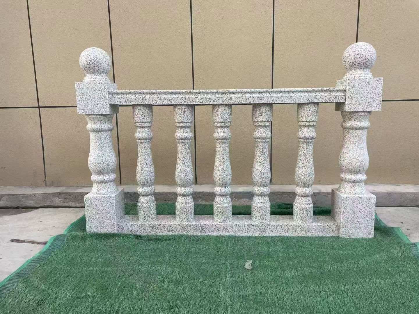 长沙芝麻白阳台栏杆 花岗岩栏杆