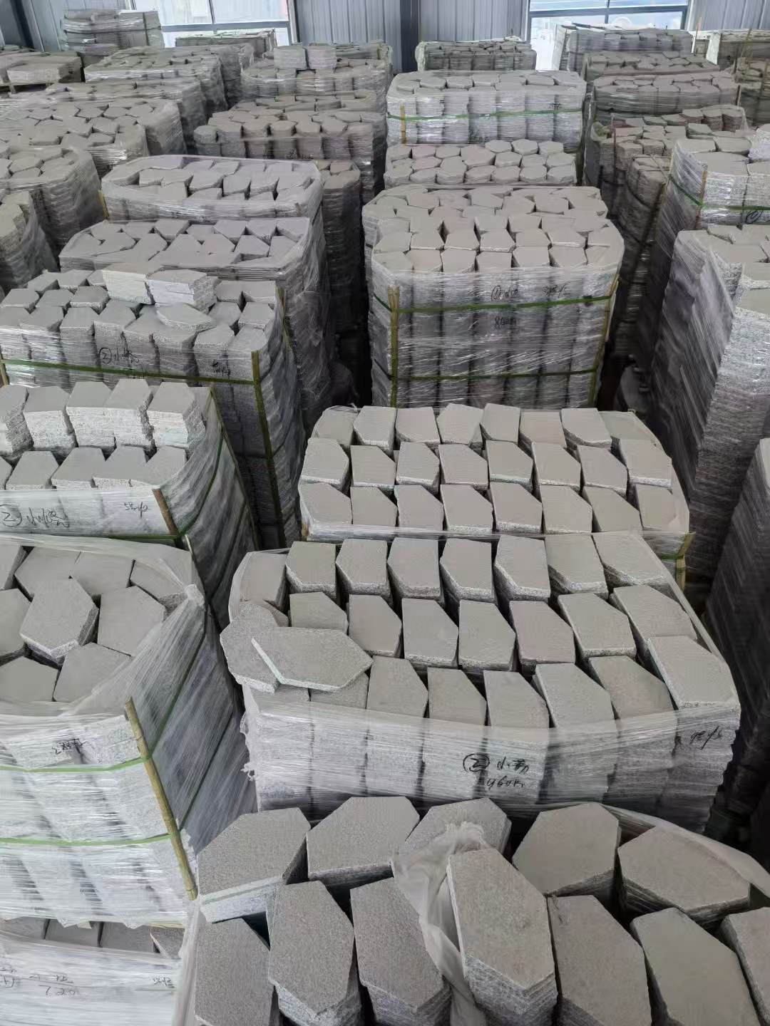 长沙芝麻白石材冰裂纹，碎拼。