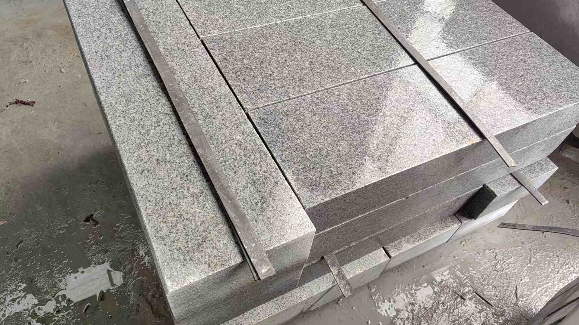 长沙芝麻灰 芝麻白 路牙石 路侧石 马路牙子
